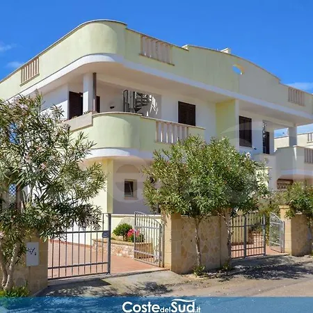 Vacanze Vista Mare Holiday home Torre Pali